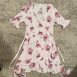 Short wrap dress